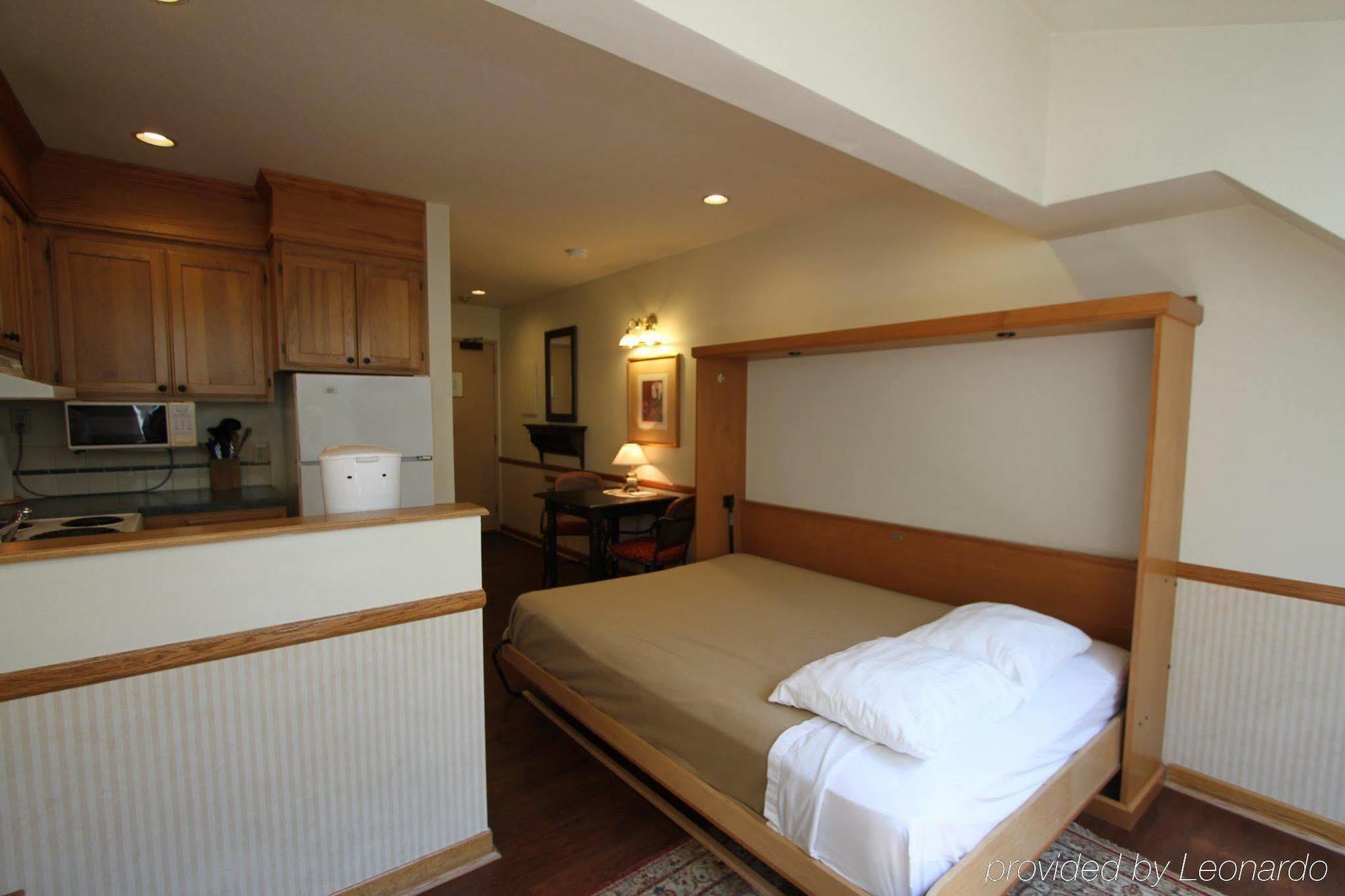 Clock Tower Resort Whistler Buitenkant foto